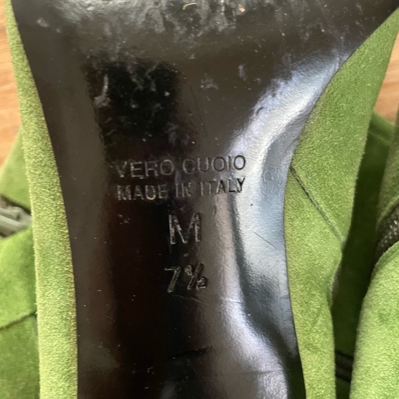 Vero Cuoio vintage Italian suede Green Heeled Boots - Picture 7 of 11